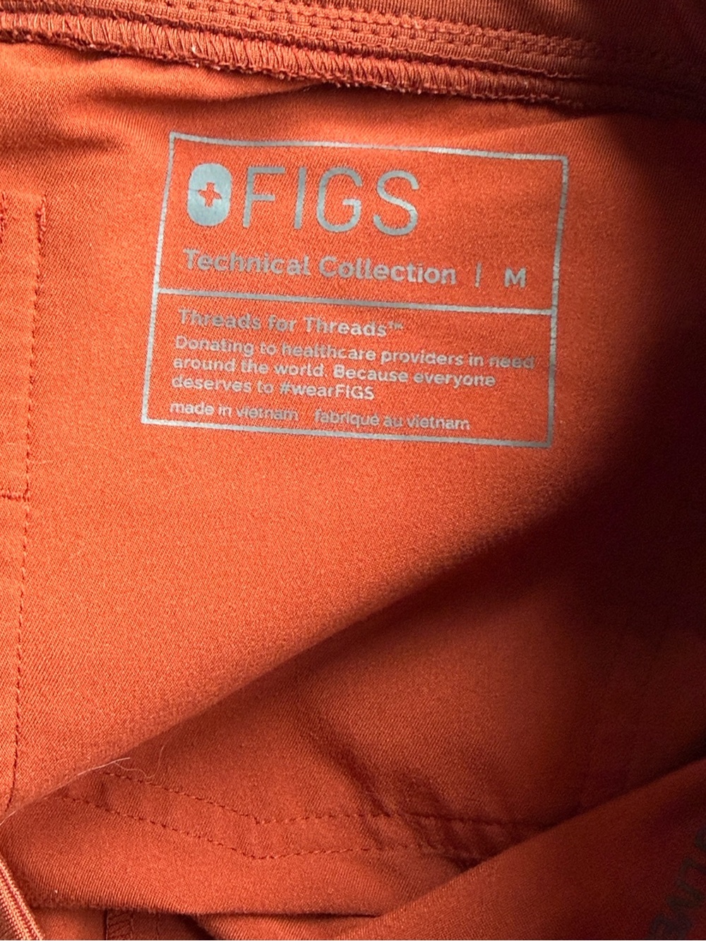 🍁 FIGS Auburn Scrub joggers * Limited Edition color* - Picture 5 of 5